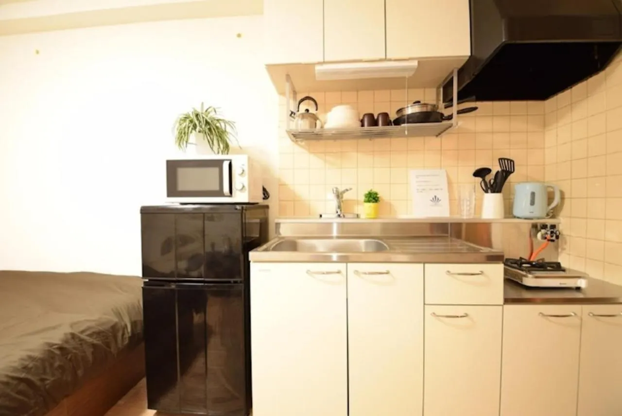 ローヤルハイツ菊水駅 Apartment Sapporo Japan