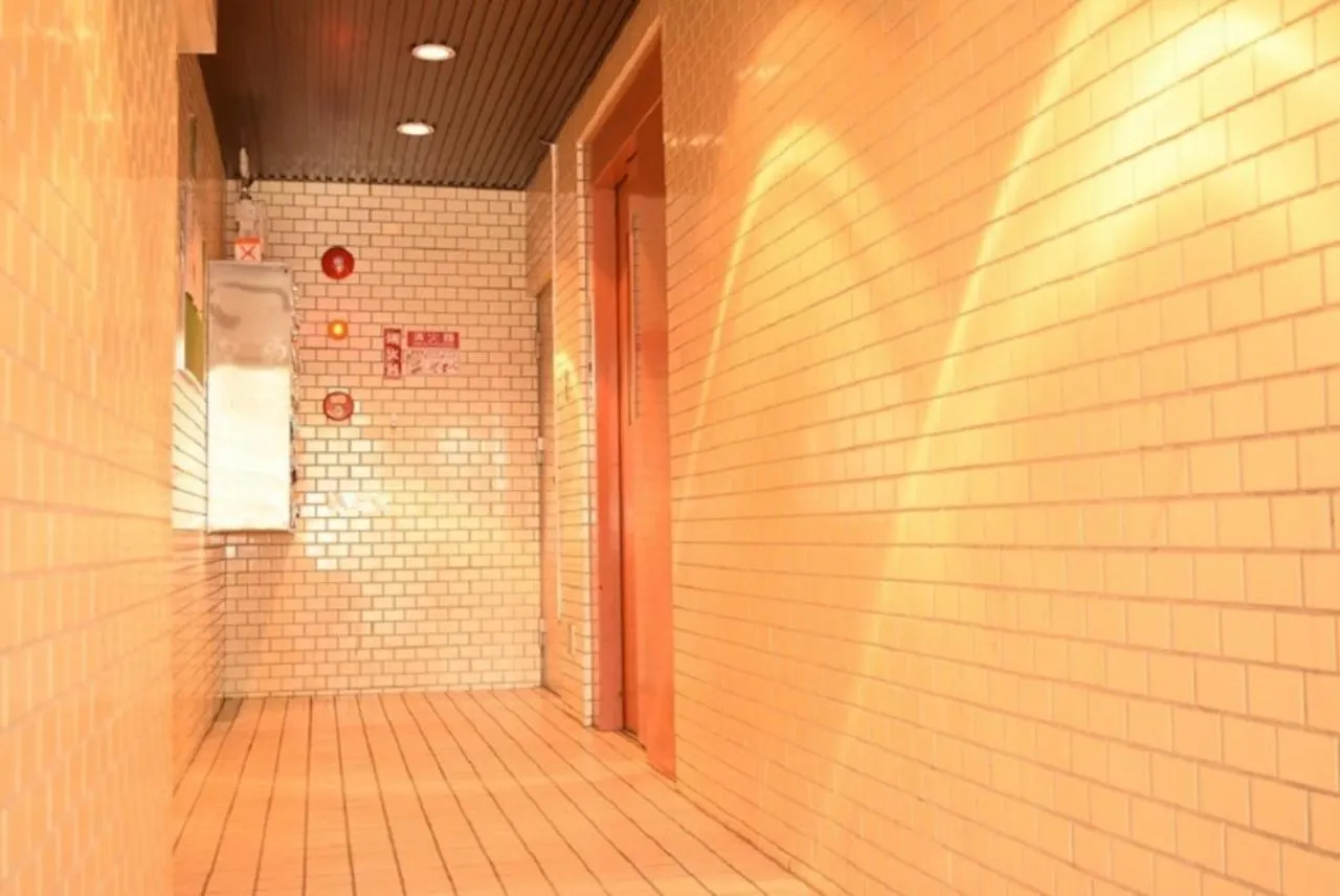 ローヤルハイツ菊水駅 Apartment Sapporo Japan