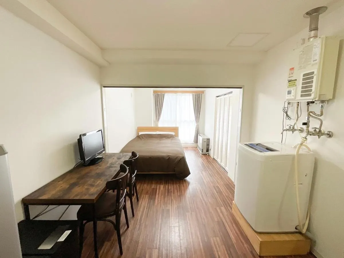ローヤルハイツ菊水駅 Apartment Sapporo