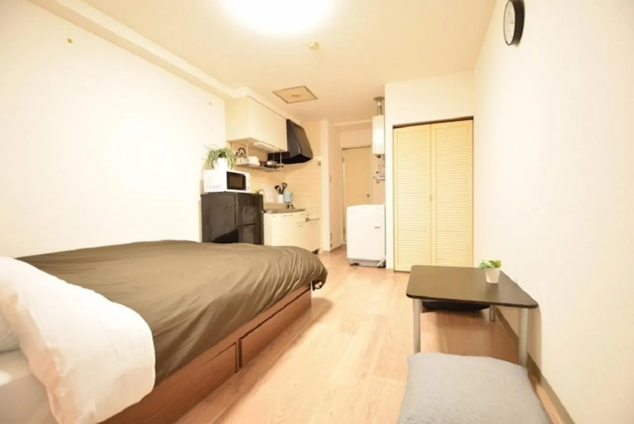 ローヤルハイツ菊水駅 Apartment Sapporo