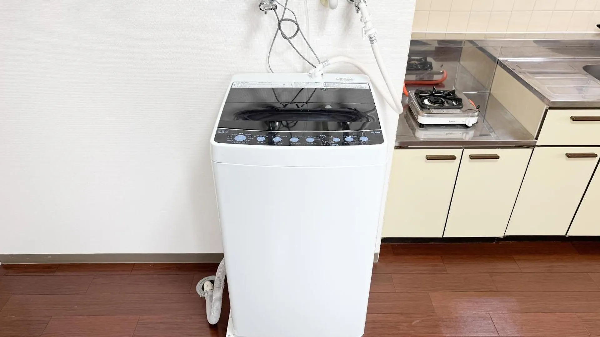 ローヤルハイツ菊水駅 Apartment Sapporo 0*,  Japan