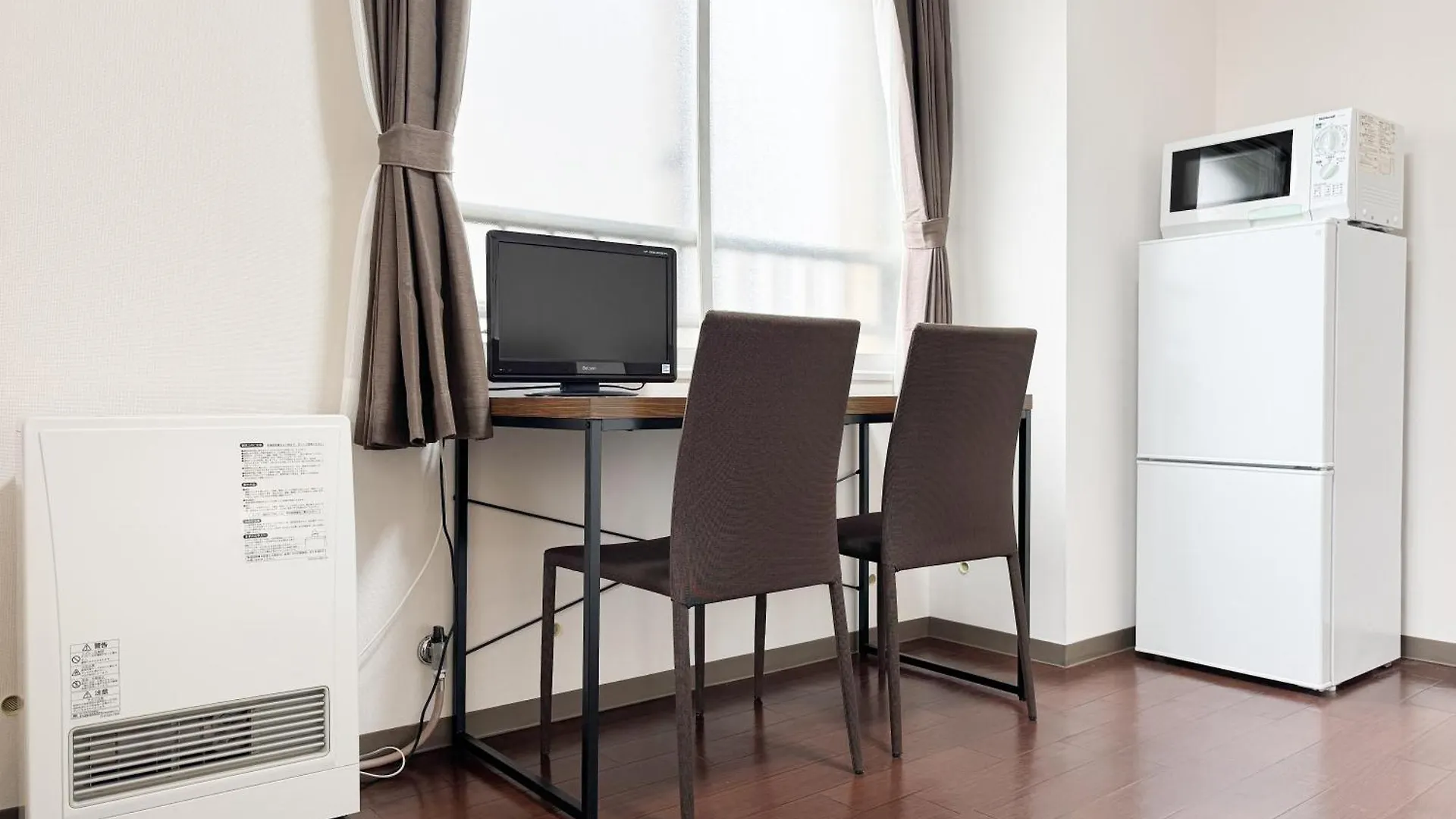 ローヤルハイツ菊水駅 Apartment Sapporo