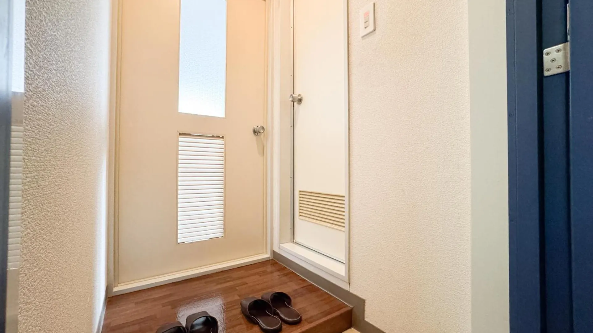 ローヤルハイツ菊水駅 Apartment Sapporo