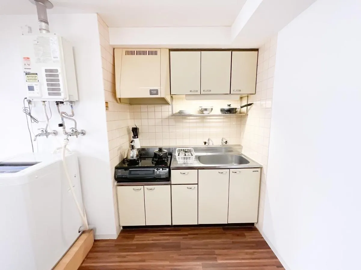 ローヤルハイツ菊水駅 Apartment Sapporo